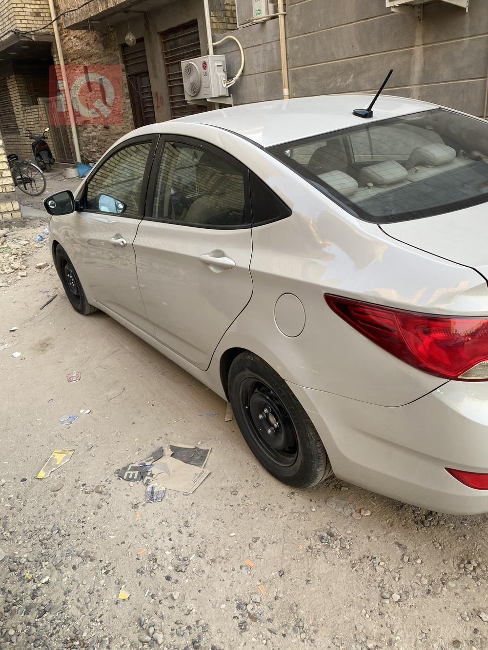 Hyundai Accent